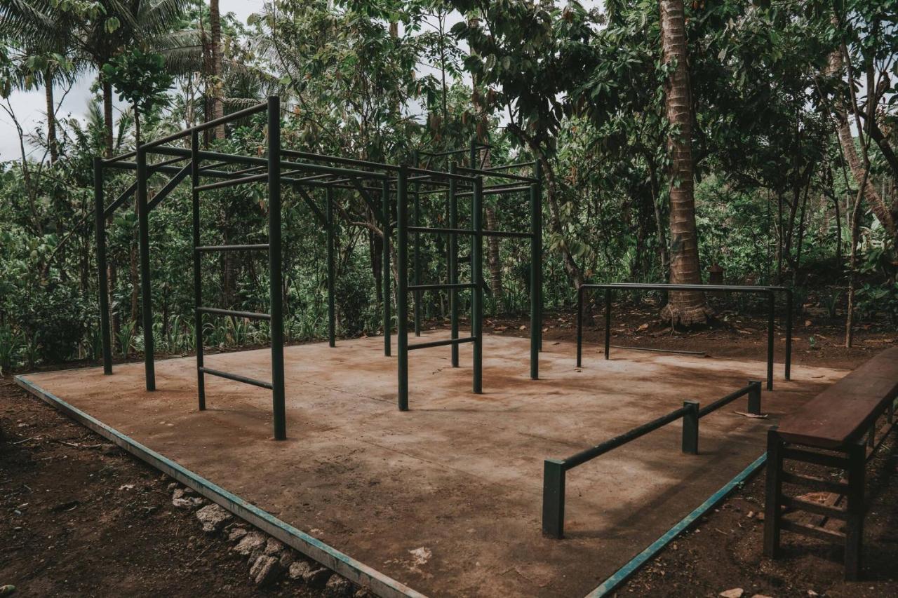 ホテル Kusfarm Bali By Ahm Selemadeg エクステリア 写真